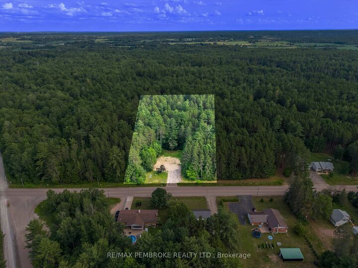 Property Photo:  121 Achray Road  ON K8A 6W7 