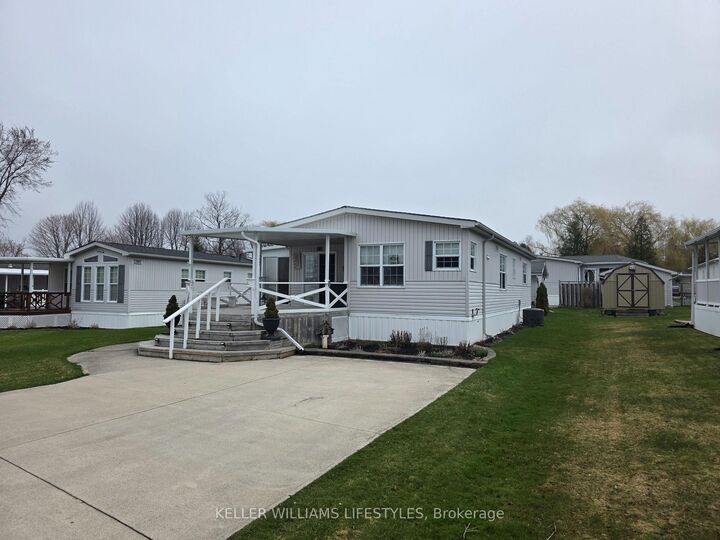 Property Photo: 142 Sandbagger Crescent ON N0M 1G0