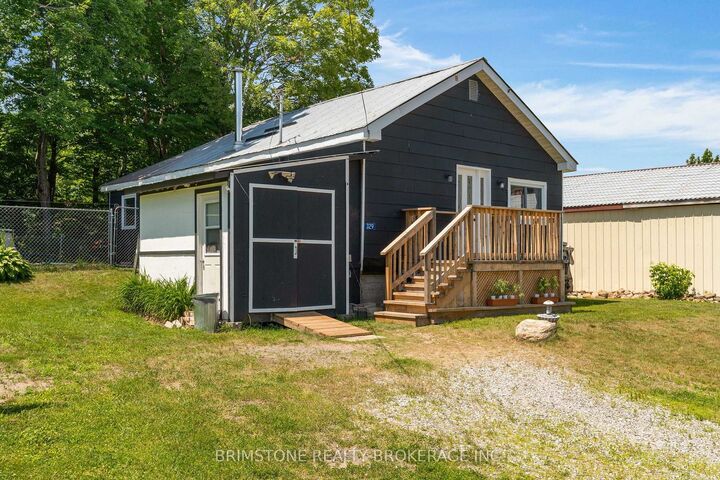 Property Photo: 329 High Street ON P0C 1H0