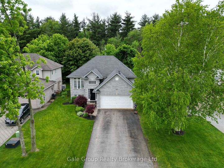 Property Photo:  89 Woodvale Drive  ON N0L 1G3 