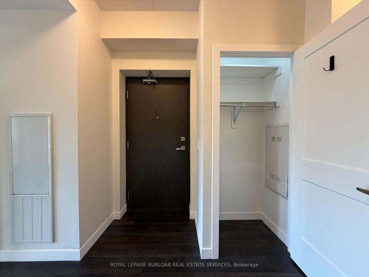 Property Photo: 15 Queen Street S 701 ON L8P 0C6