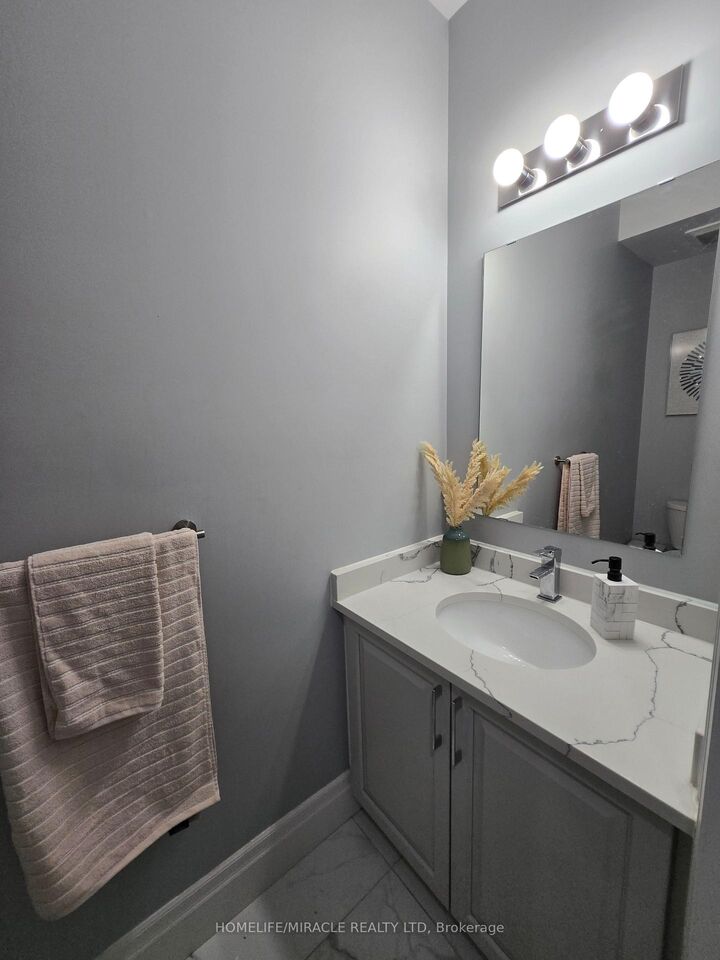 Property Photo: 172 Freure Drive ON N1S 0A2
