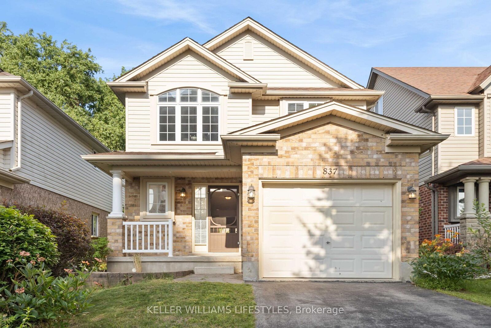 Property Photo:  837 Capulet Lane  ON N6H 5V2 