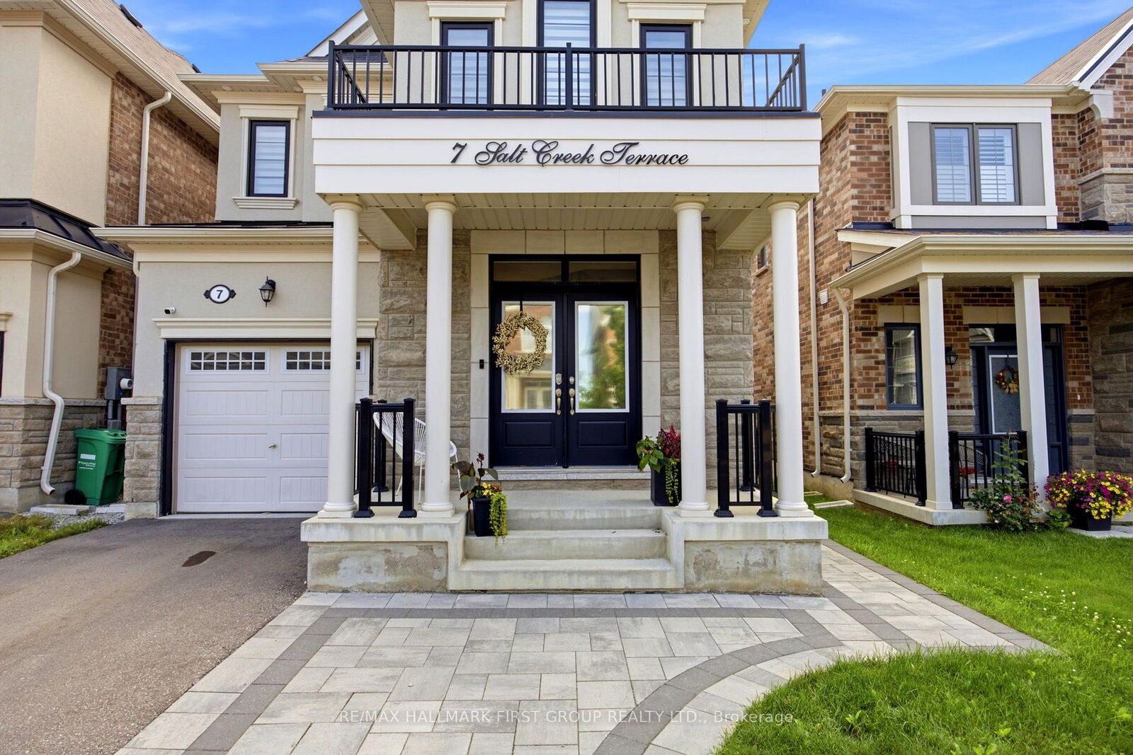Property Photo: 7 Salt Creek Terrace ON L7C 4J2