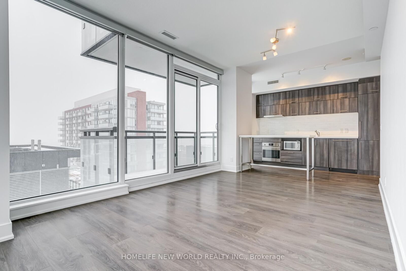 Property Photo: 8081 Birchmount Road 1014 ON L6G 1B3