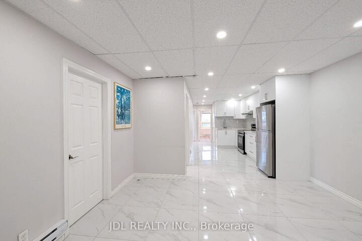Property Photo: 1954 Danforth Avenue 2nd Floor ON M4C 1J4