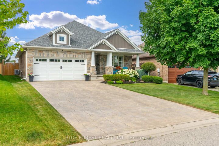 3 Sutherland Court — photo 1