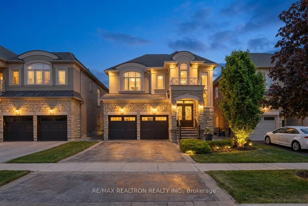 Property Photo: 55 Headwind Boulevard ON L4H 3R9