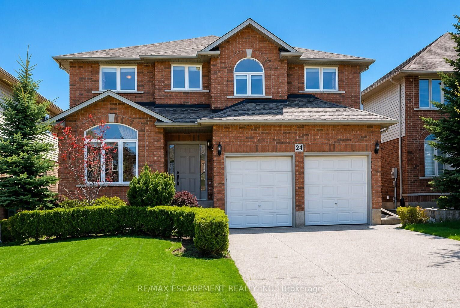 Property Photo:  24 Bosworth Street  ON L9K 1N8 