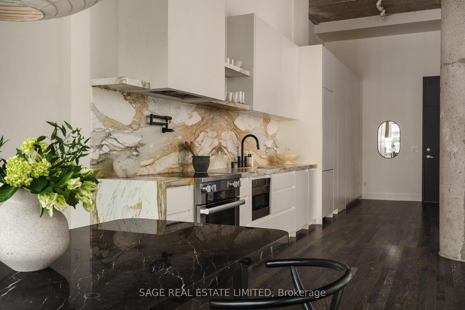 Property Photo: 637 Lake Shore Boulevard W 318 ON M5V 3J6