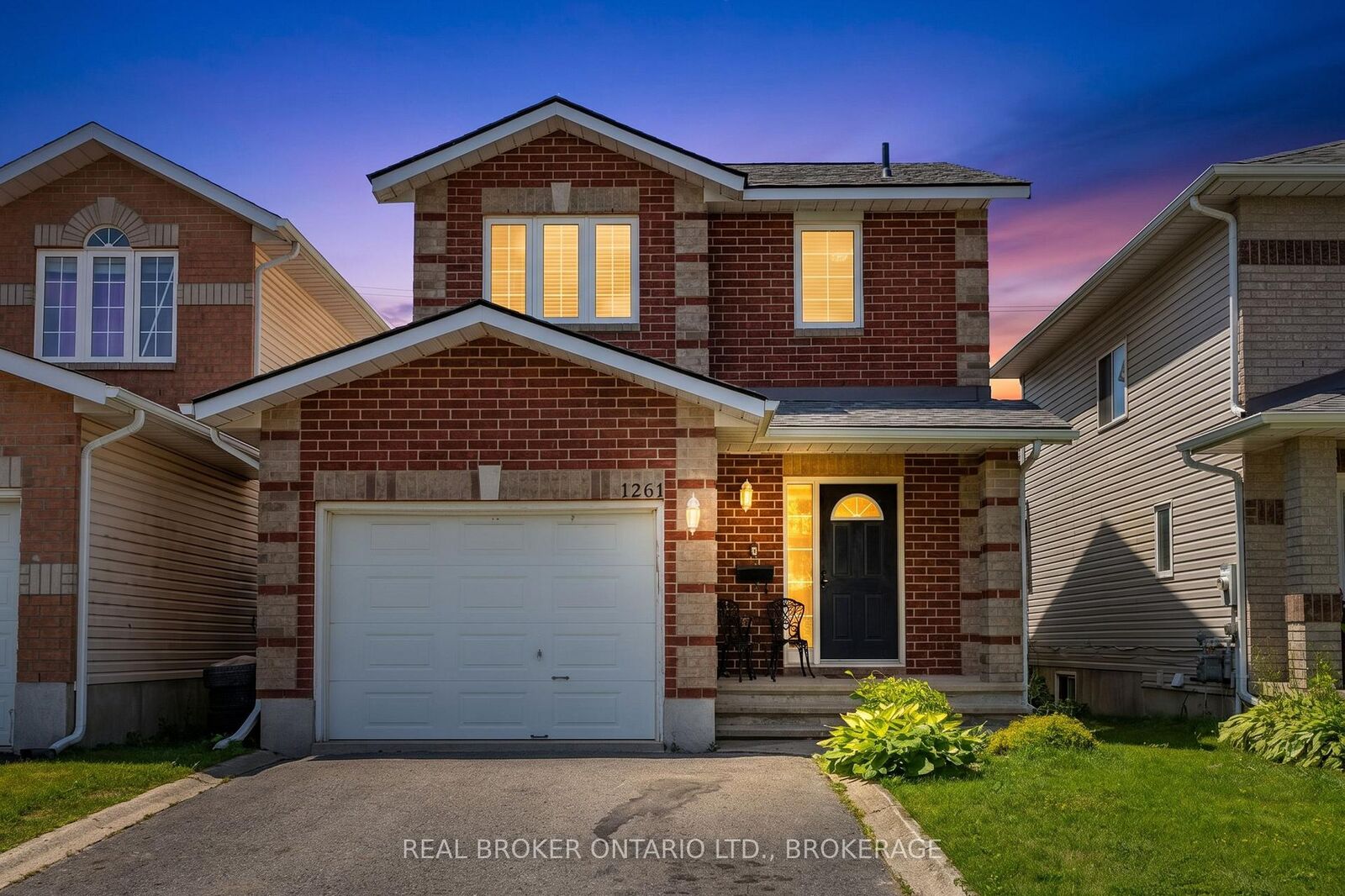 Property Photo: 1261 Juniper Drive ON K7P 3G3