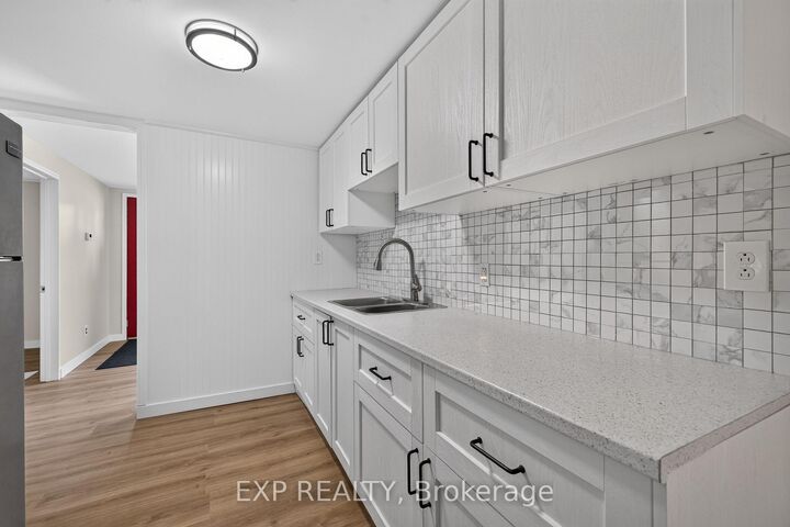 Property Photo:  146 Whiting Street  ON N5C 3B3 