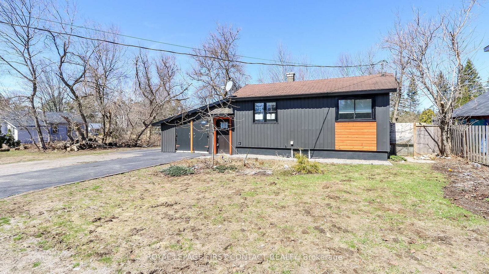 Property Photo: 150 Farquhar Street ON P1P 1C0