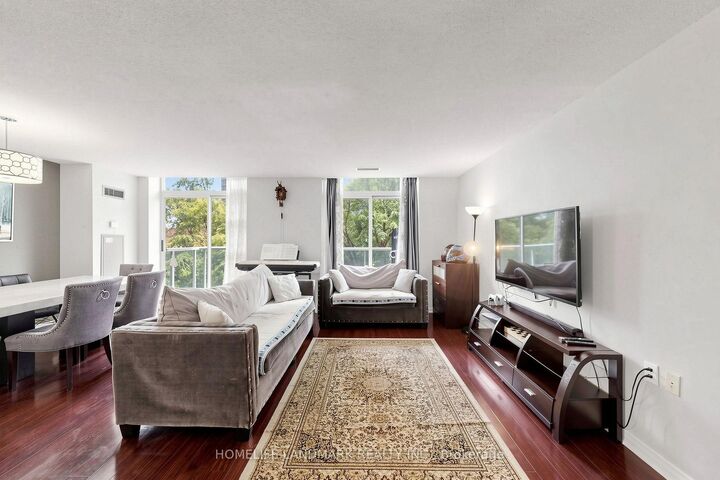 Property Photo:  22 Olive Avenue 312  ON M2N 7G6 