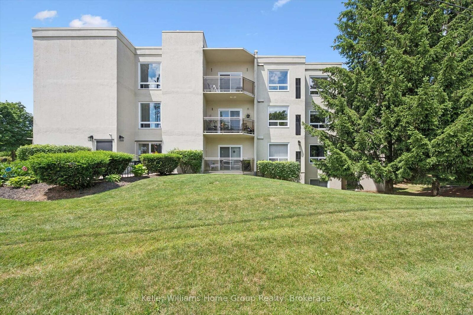 Property Photo:  245 Queen Street W 305  ON N1M 3R6 