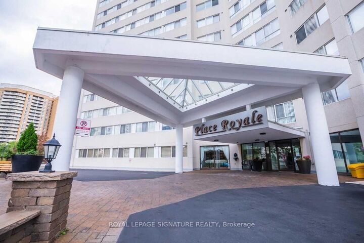 Property Photo:  3695 Kaneff Crescent 1107  ON L5A 4B6 