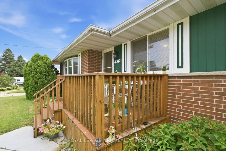Property Photo:  4381 Jackson Street  ON L3J 0N9 