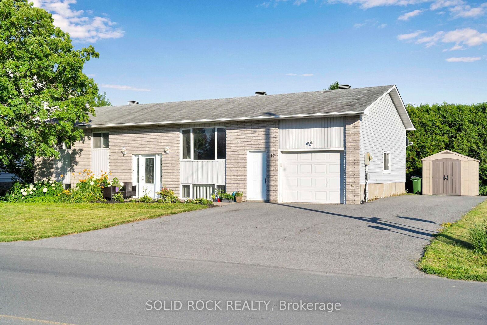 Property Photo: 17 Blais Street ON K0A 1W0