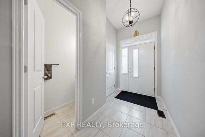 Property Photo:  92 Riddell Street  ON K7C 0J8 