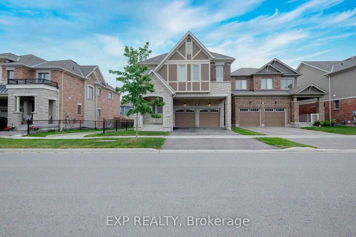 Property Photo: 149 Westfield Drive ON L1P 0G2