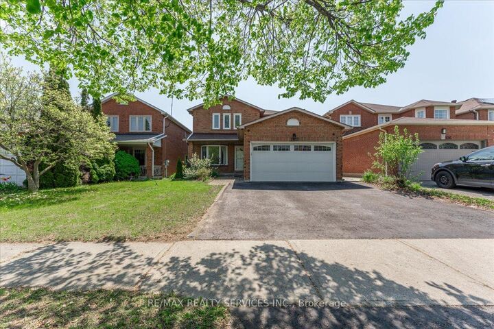 Property Photo: 108 Candy Crescent ON L6X 3Z8