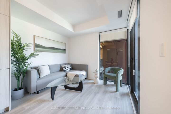 Property Photo: 28 Eastern Avenue 824 ON M5A 0Y2