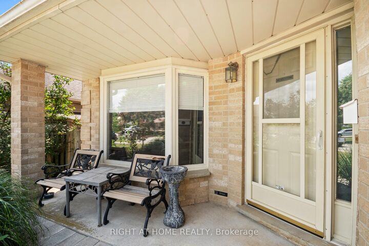 Property Photo: 14 Duncan Crescent ON N5V 4E8