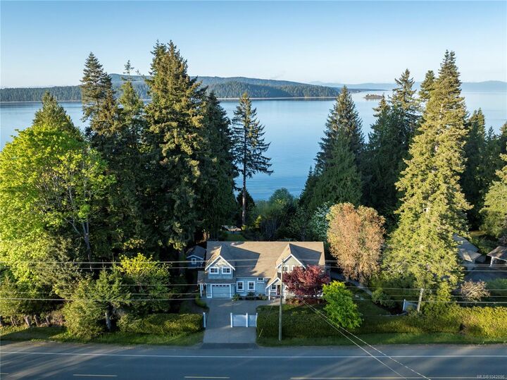 Property Photo:  5175 Gainsberg Rd  BC V0R 1G0 