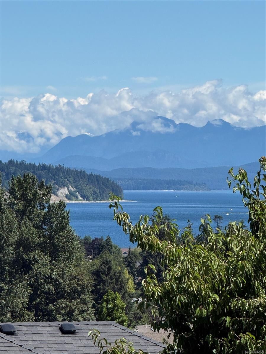 Property Photo:  726 Nelson Rd  BC V9W 6L2 
