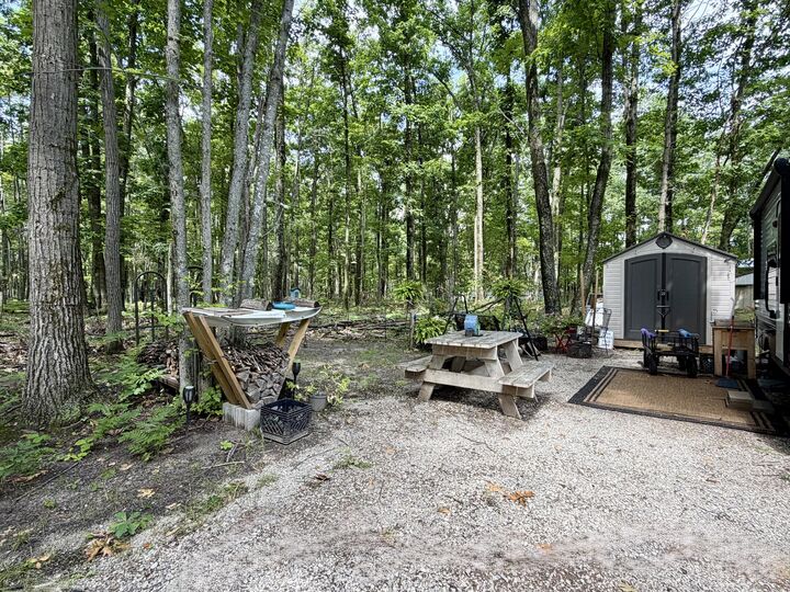Property Photo: 2431 Bennett Road MI 49721