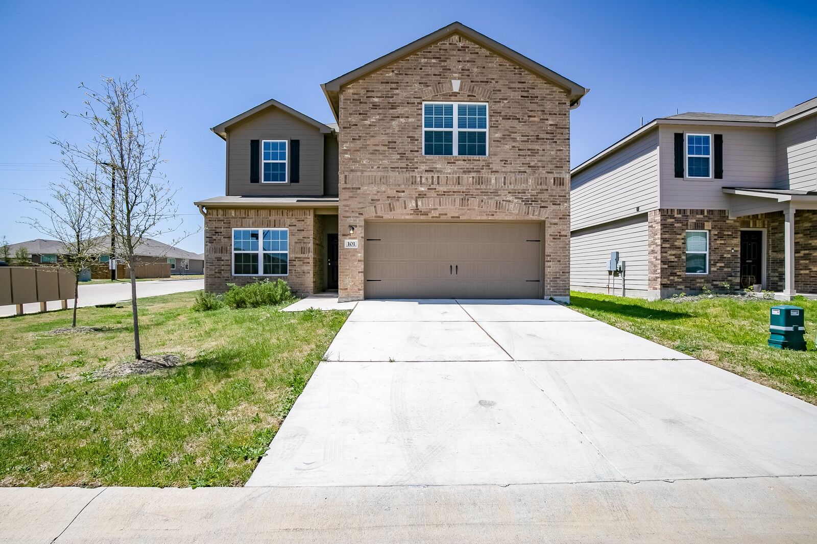 Property Photo:  101 Hyacinth Way 1-L  TX 76537 