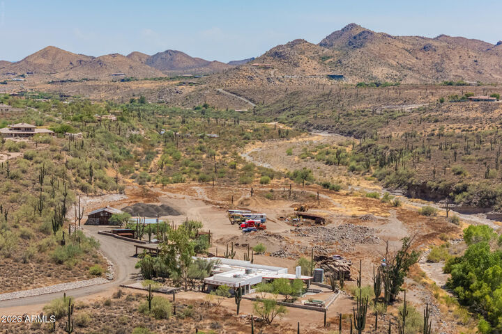 Property Photo: 42650 N 52nd Street - AZ 85331