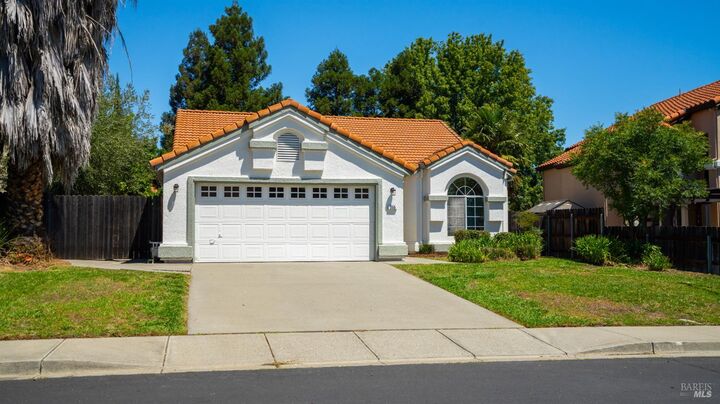 Property Photo: 355 Sun Valley Way CA 95688