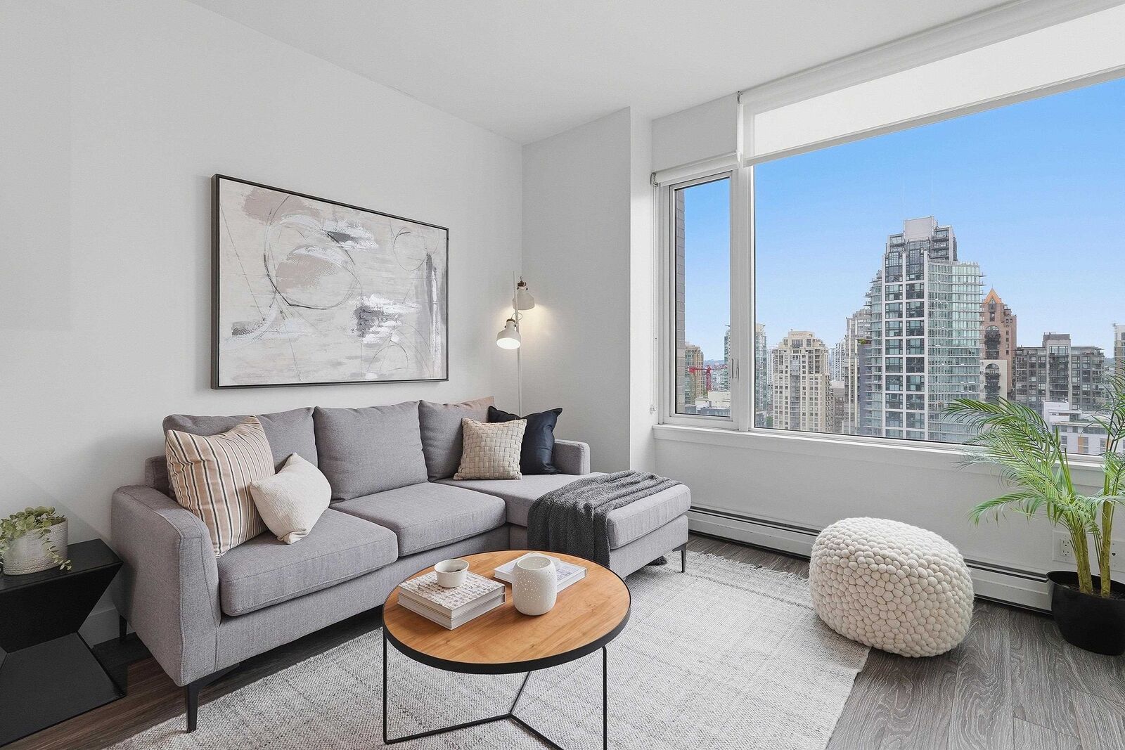 Property Photo: 1283 Howe Street 1906 BC V6Z 0E3