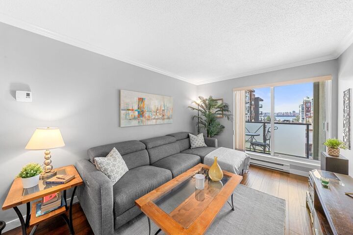 Property Photo: 140 E 4th Street 302 BC V7L 4R1