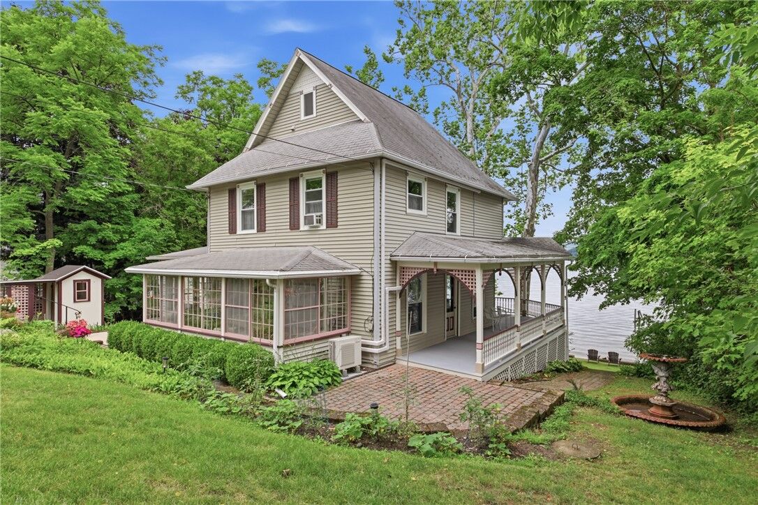 Property Photo:  14051 Keuka Village Rd  NY 14841 