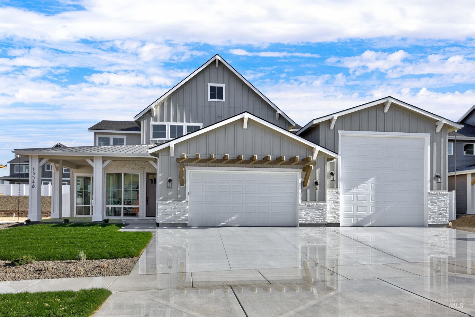 Property Photo: 7089 W Waxwing Dr ID 83714