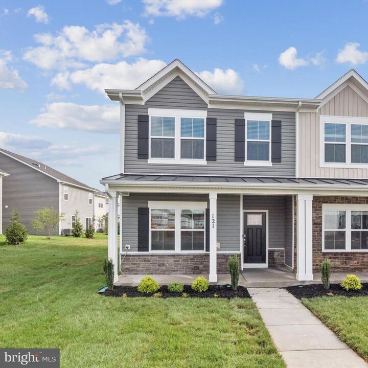 Property Photo: 121 Nootka Way VA 22602