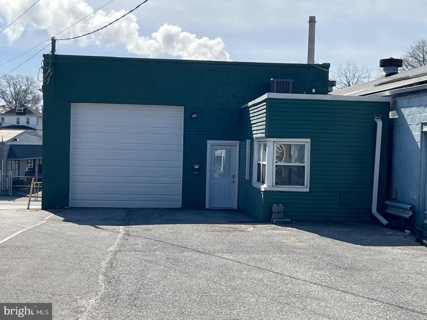 Property Photo:  1880 W Market Street  PA 17404 