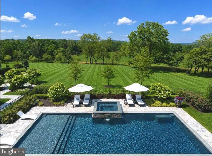 Property Photo: 6 Tines Field Path PA 18940