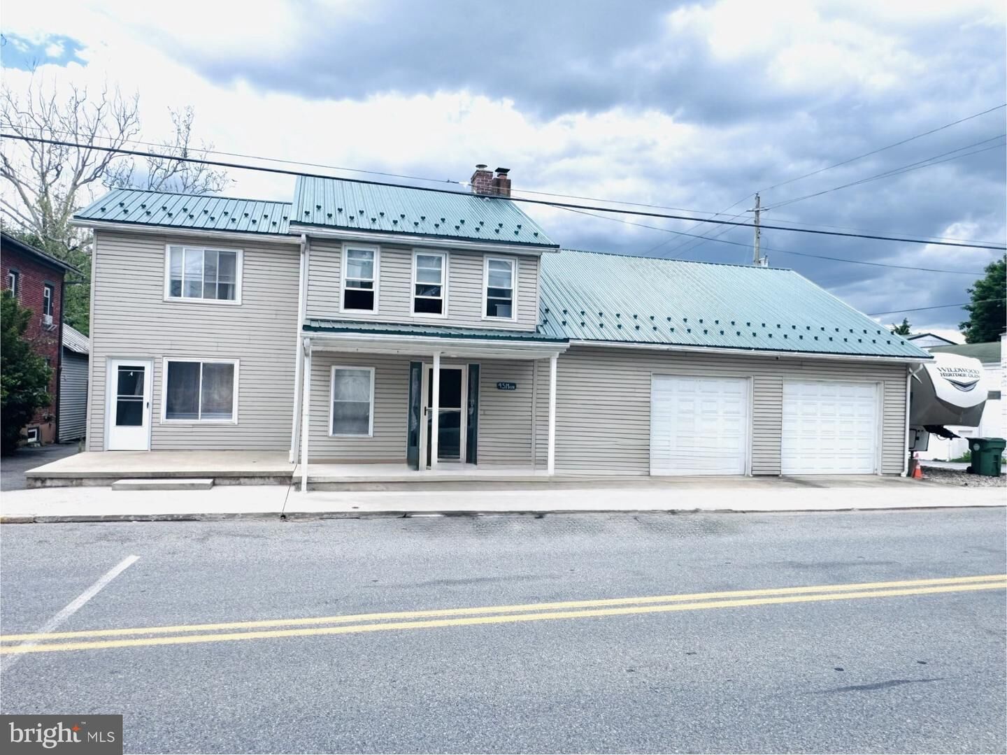 Property Photo:  4 S Main Street  PA 19506 
