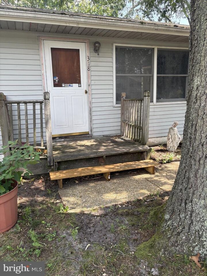 Property Photo:  318 Laurel Boulevard  NJ 08734 