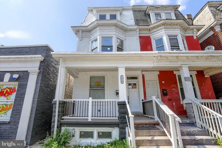 Property Photo:  1726 Market Street  PA 17103 