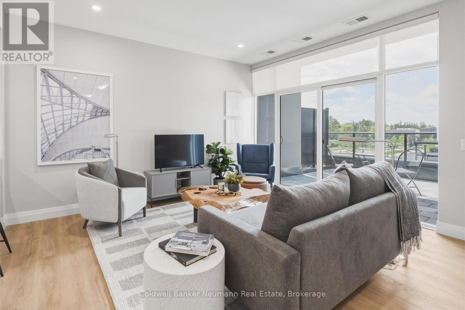 Property Photo: 1882 Gordon Street 405 ON N1L 0P6