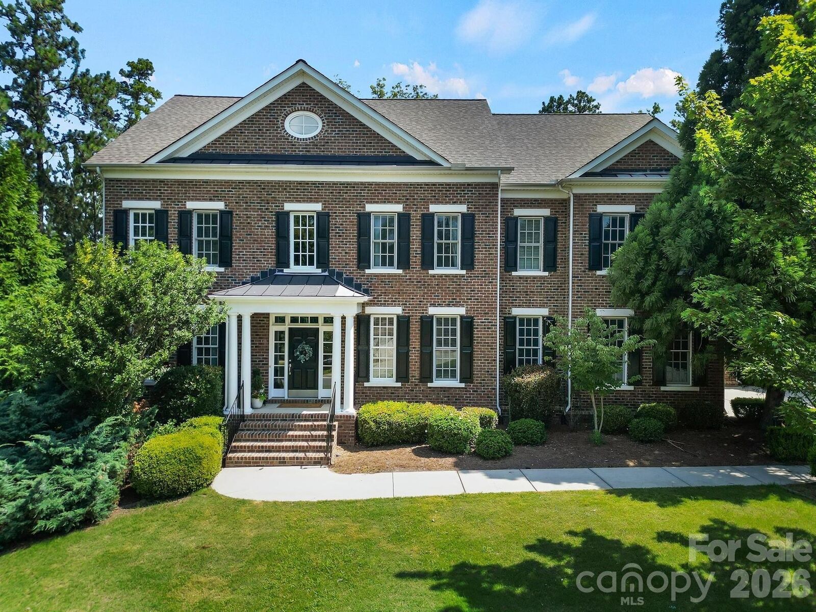 Property Photo: 16619 Flintrock Falls Lane NC 28278