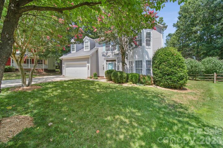 Property Photo:  9136 Whittel Place  NC 28216 