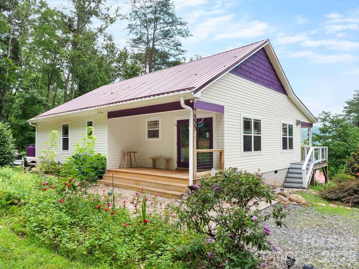 Property Photo:  333 Herron Point Lane  NC 28787 