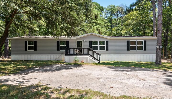 Property Photo: 470 Pauline Drive SC 29431