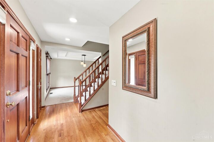 Property Photo: 6980 Dovehill Lane OH 45248