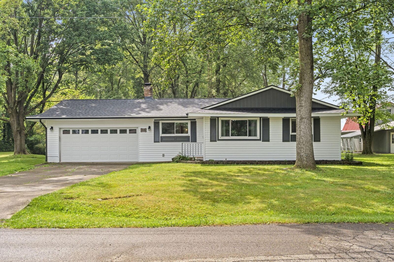 Property Photo:  115 Sands Drive  OH 43025 